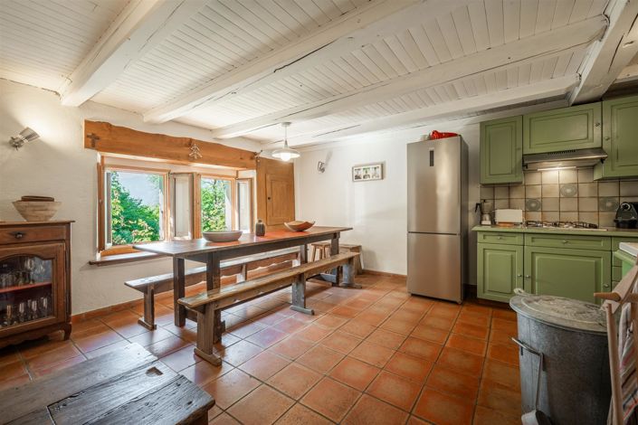 Image No.9-4 Bed House for sale