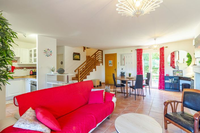 Image No.3-2 Bed House for sale