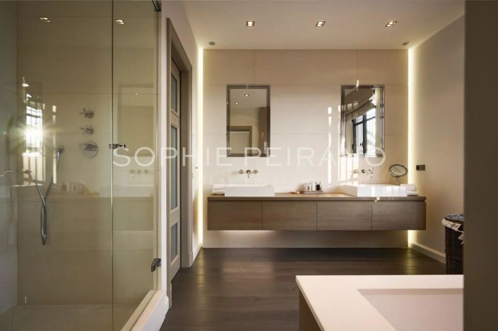 Image No.10-6 Bed House for sale