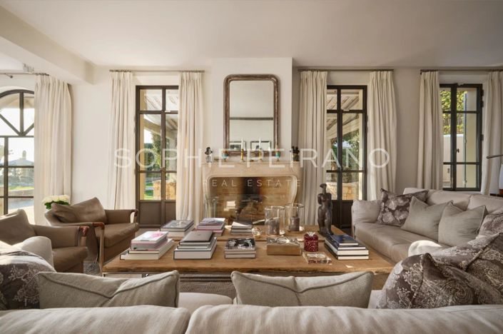 Image No.4-6 Bed House for sale