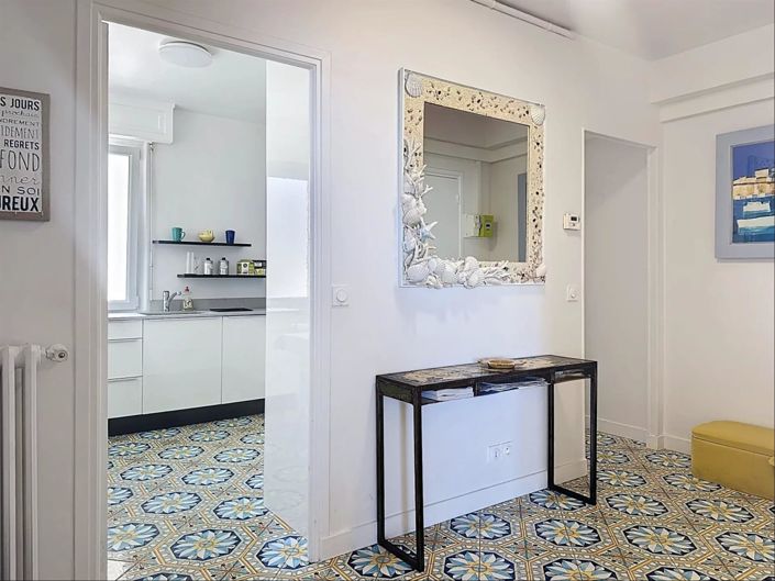 Image No.12-2 Bed Apartment for sale