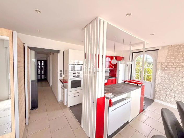 Image No.12-3 Bed Apartment for sale