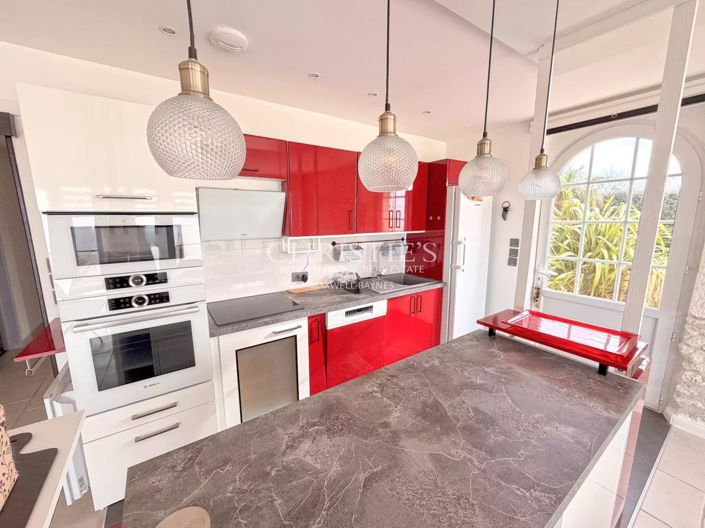 Image No.14-3 Bed Apartment for sale