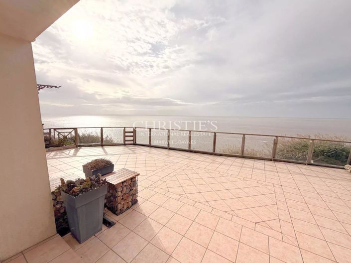 Image No.24-3 Bed Apartment for sale