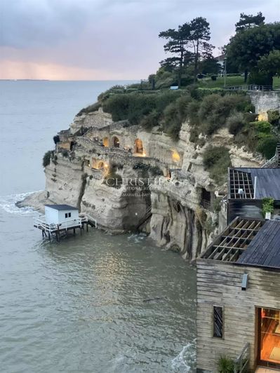 Image No.33-3 Bed Apartment for sale