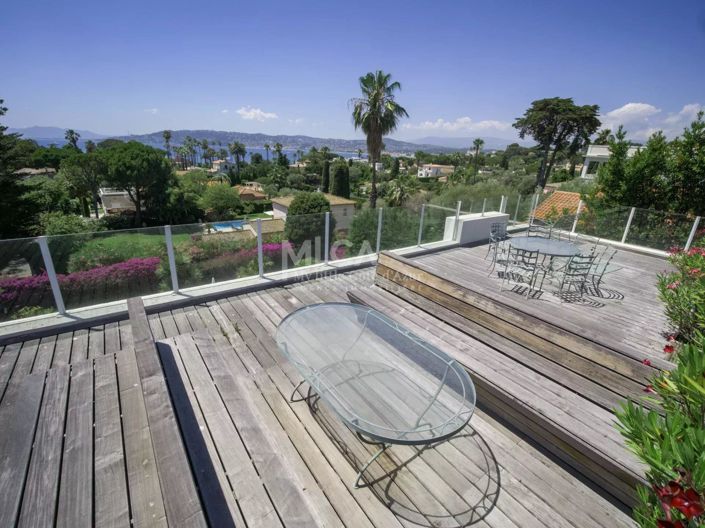 Image No.13-5 Bed House for sale