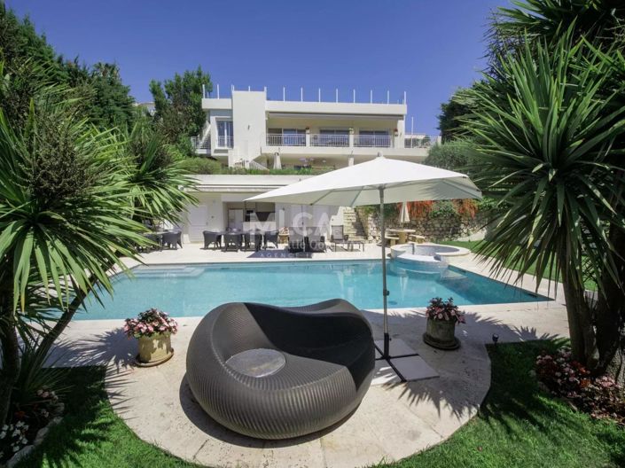 Image No.2-5 Bed House for sale