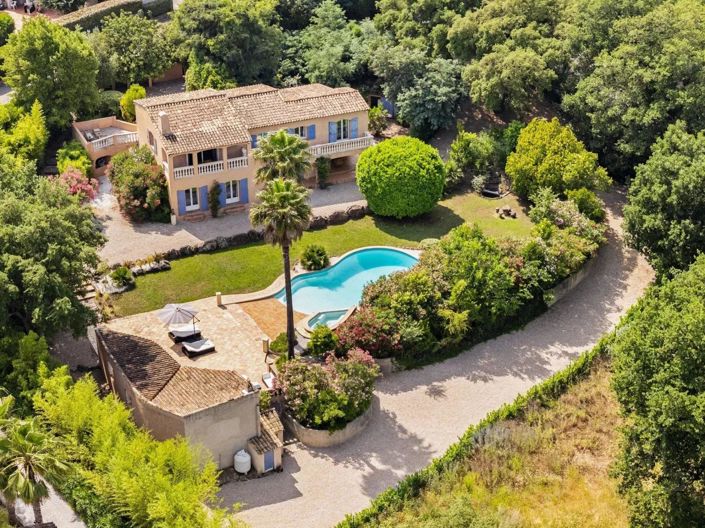 Image No.2-Maison de 5 chambres à vendre à Grimaud