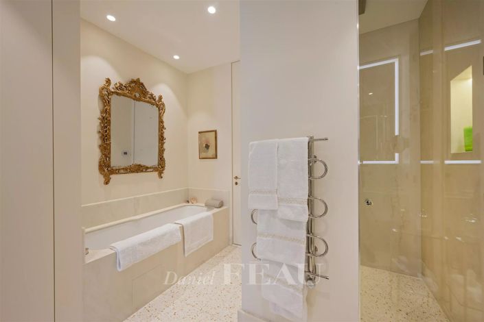 Image No.20-Appartement de 2 chambres à vendre à Paris