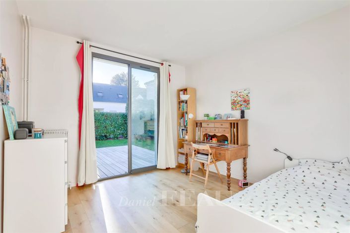 Image No.11-Maison de 4 chambres à vendre à Garches