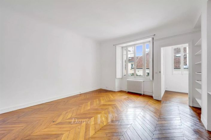 Image No.3-Appartement de 6 chambres à vendre à Versailles