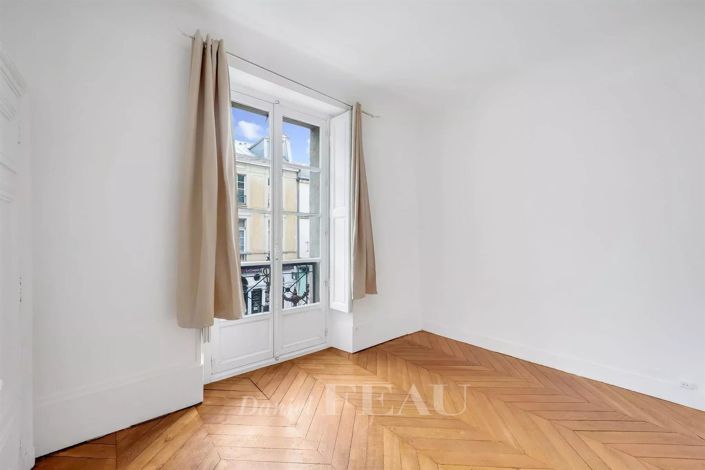 Image No.7-Appartement de 6 chambres à vendre à Versailles