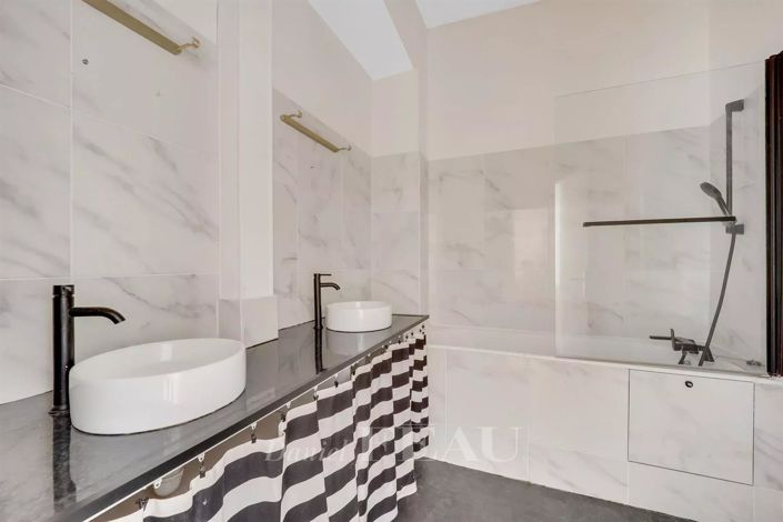 Image No.9-Appartement de 6 chambres à vendre à Versailles