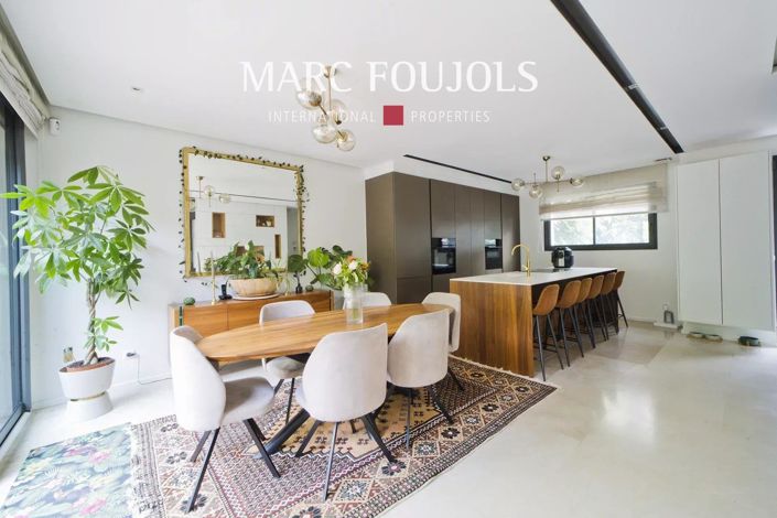 Image No.3-4 Bed House for sale