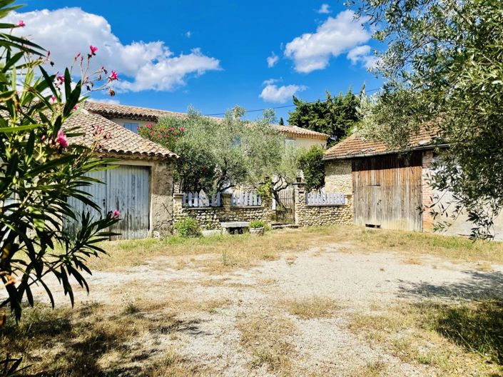 Image No.1-2 Bed House for sale