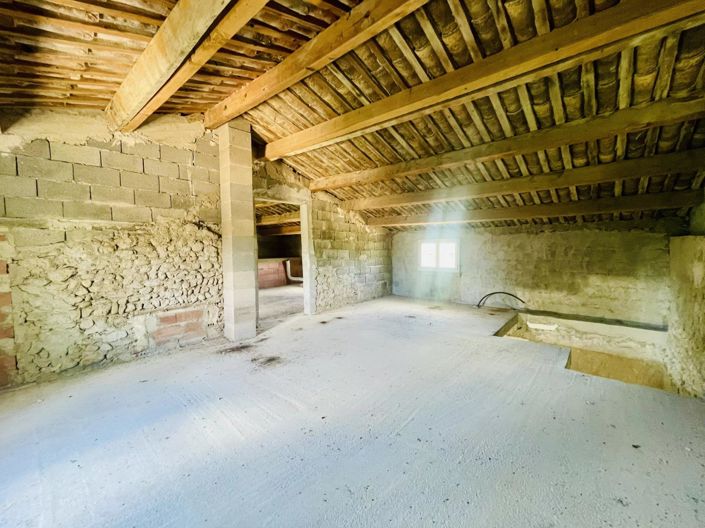 Image No.23-2 Bed House for sale