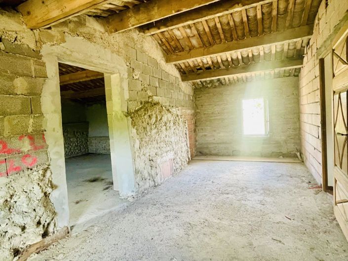 Image No.24-2 Bed House for sale