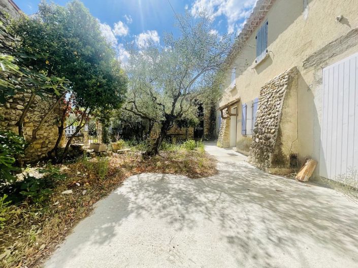 Image No.7-2 Bed House for sale