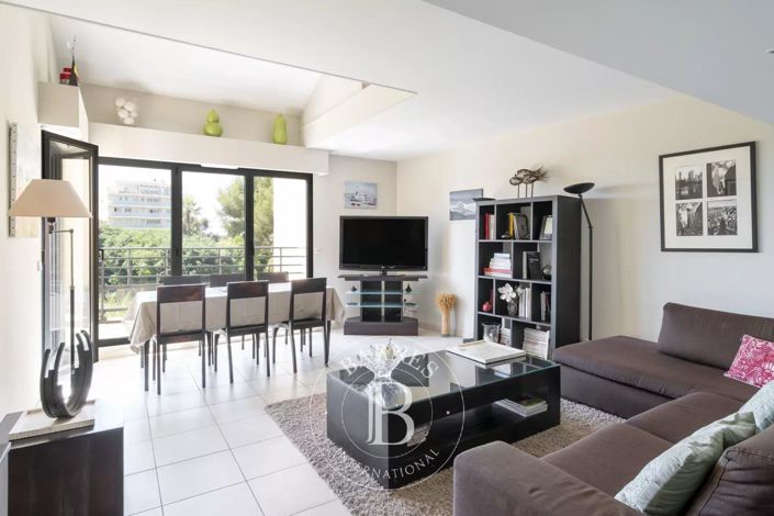 Image No.2-Appartement de 3 chambres à vendre à Cannes