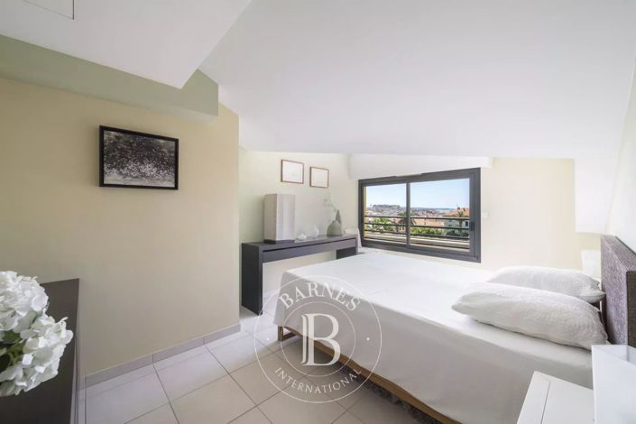 Image No.8-Appartement de 3 chambres à vendre à Cannes