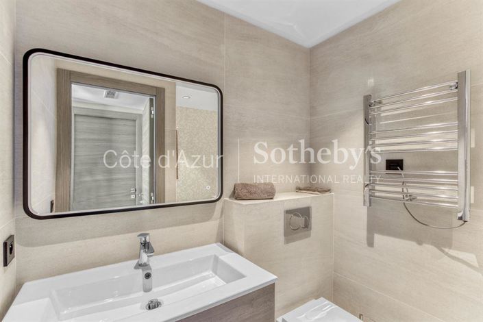 Image No.20-2 Bed Apartment for sale