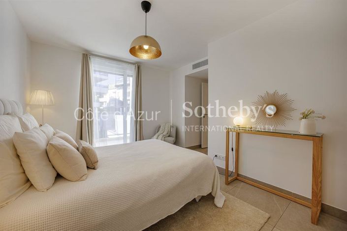 Image No.14-3 Bed Apartment for sale