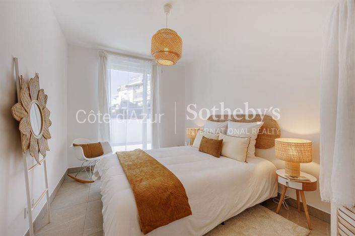 Image No.8-3 Bed Apartment for sale