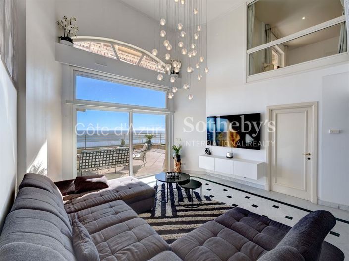 Image No.2-Appartement de 4 chambres à vendre à Beausoleil