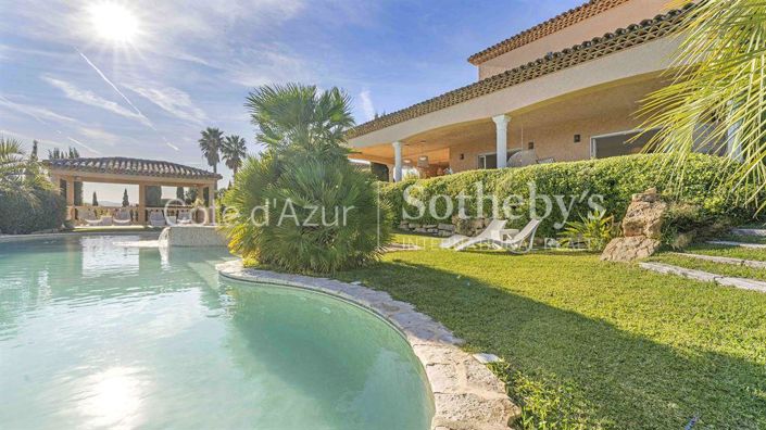 Image No.18-8 Bed Property for sale