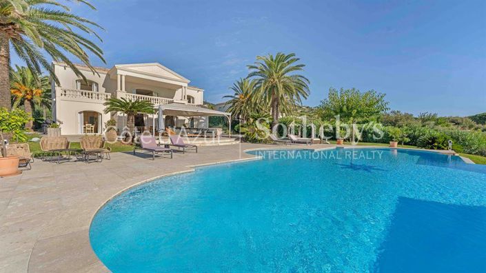 Image No.2-5 Bed Property for sale