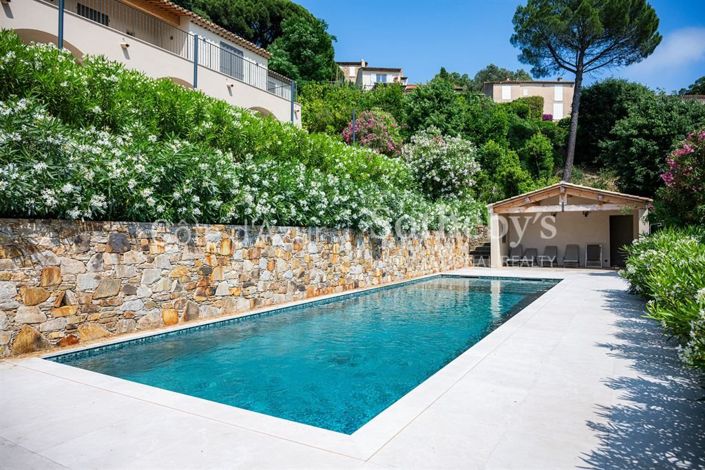 Image No.16-5 Bed House for sale