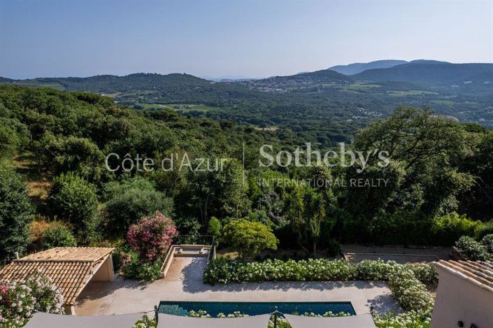 Image No.4-5 Bed House for sale