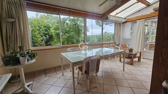 Image No.11-2 Bed House for sale