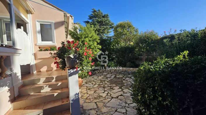 Image No.4-2 Bed House for sale