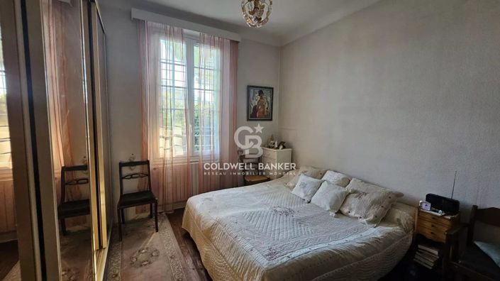 Image No.7-2 Bed House for sale