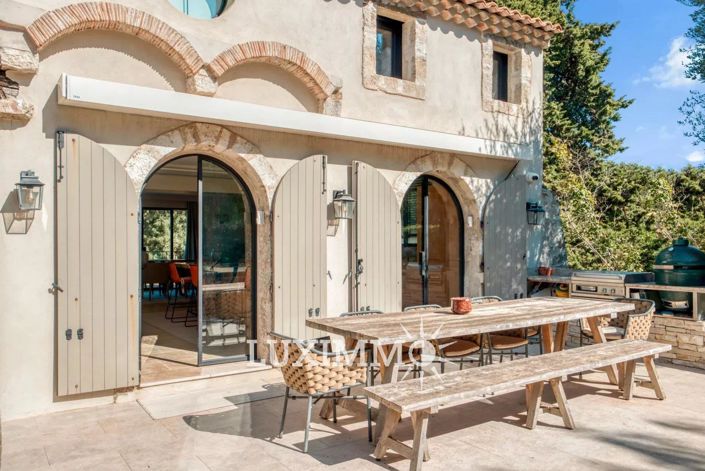 Image No.2-5 Bed House for sale