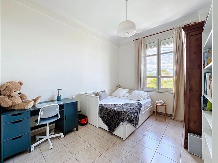 Image No.10-4 Bed House for sale