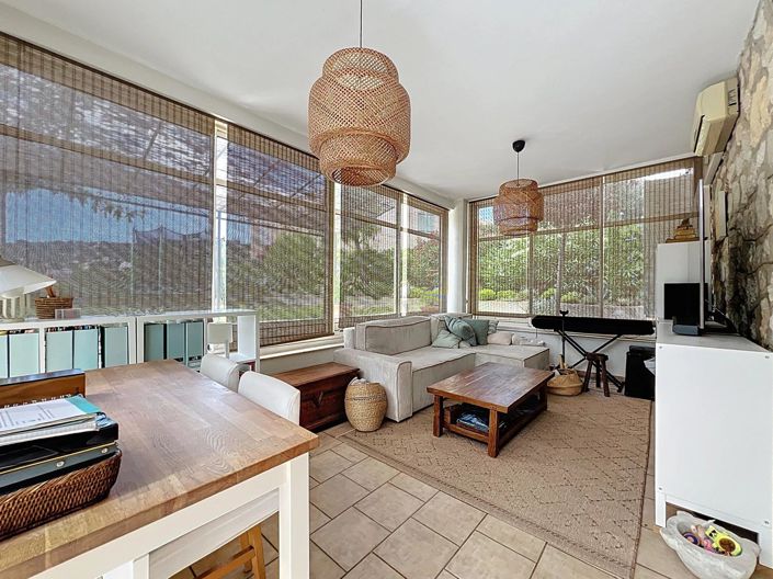 Image No.15-4 Bed House for sale