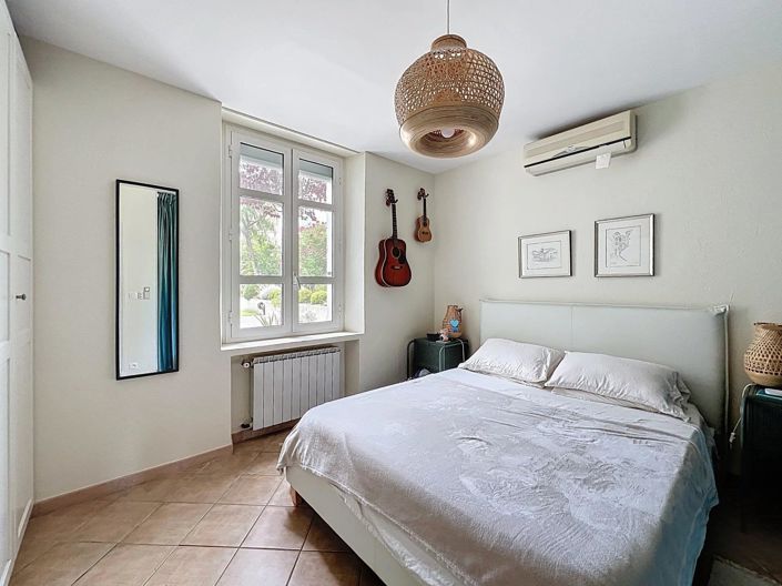 Image No.16-4 Bed House for sale