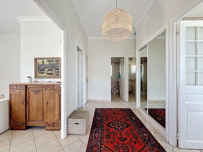 Image No.4-4 Bed House for sale