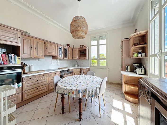 Image No.5-4 Bed House for sale