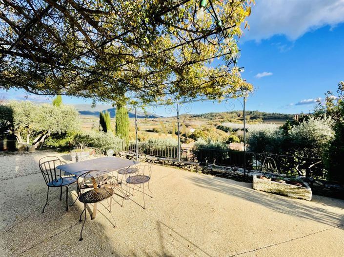 Image No.10-4 Bed House for sale