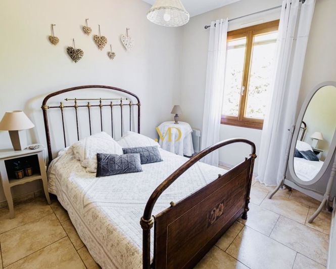 Image No.15-4 Bed House for sale