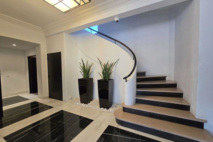 Image No.17-2 Bed Apartment for sale