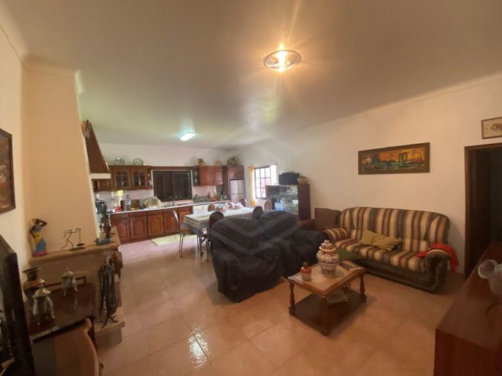 Image No.13-4 Bed House for sale