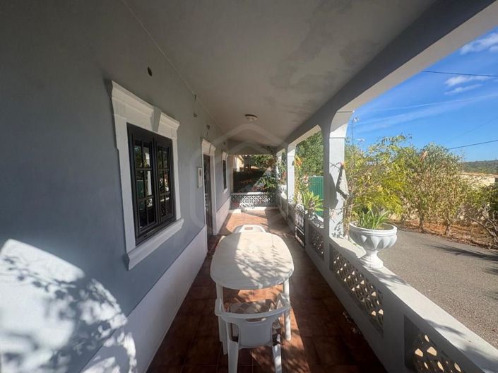 Image No.2-4 Bed House for sale