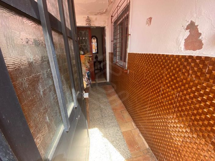 Image No.22-4 Bed House for sale