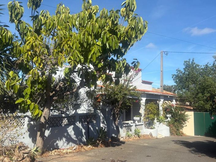 Image No.4-4 Bed House for sale