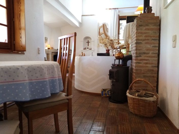 Image No.11-3 Bed House for sale