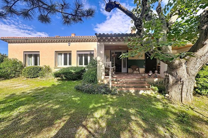 Image No.2-4 Bed House for sale